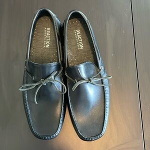 Kenneth Cole Reaction, size 13, black driving shoes